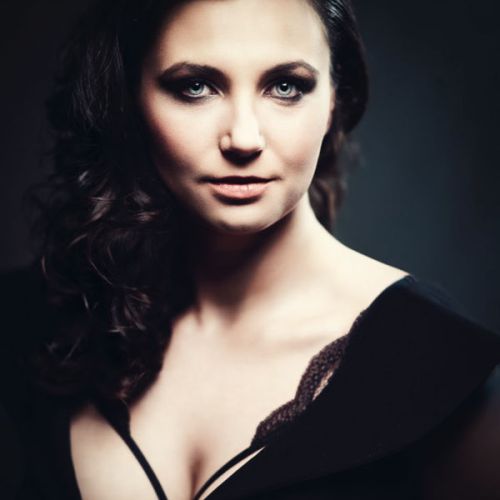 Lady Alexa Wolf